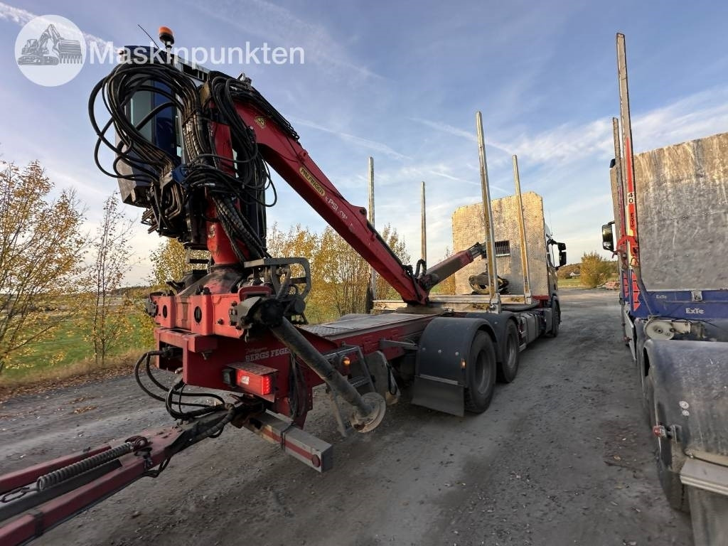 Scania R 580 timmerbil med kran  - Kamion šumar: slika Scania R 580 timmerbil med kran  - Kamion šumar Scania R 580 timmerbil med kran  - Kamion šumar: slika Scania R 580 timmerbil med kran  - Kamion šumar