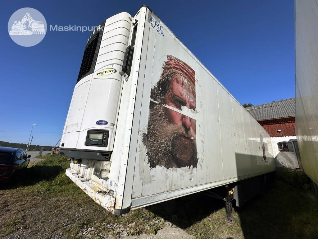 Schmitz Cargobull SKO 24 - Poluprikolica hladnjača: slika Schmitz Cargobull SKO 24 - Poluprikolica hladnjača Schmitz Cargobull SKO 24 - Poluprikolica hladnjača: slika Schmitz Cargobull SKO 24 - Poluprikolica hladnjača