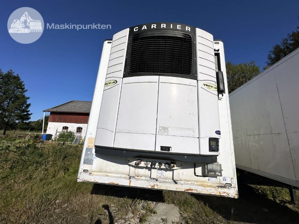 Schmitz Cargobull SKO 24 - Poluprikolica hladnjača: slika Schmitz Cargobull SKO 24 - Poluprikolica hladnjača Schmitz Cargobull SKO 24 - Poluprikolica hladnjača: slika Schmitz Cargobull SKO 24 - Poluprikolica hladnjača