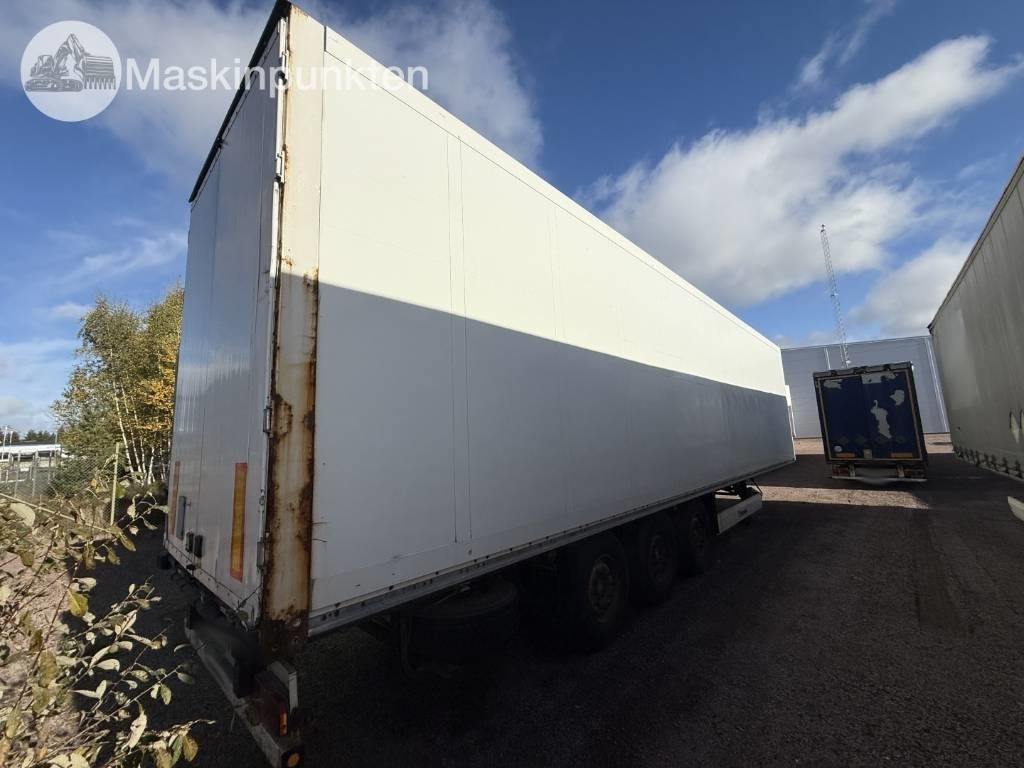 Schmitz SKO 24 - Poluprikolica sa zatvorenim sandukom: slika Schmitz SKO 24 - Poluprikolica sa zatvorenim sandukom Schmitz SKO 24 - Poluprikolica sa zatvorenim sandukom: slika Schmitz SKO 24 - Poluprikolica sa zatvorenim sandukom