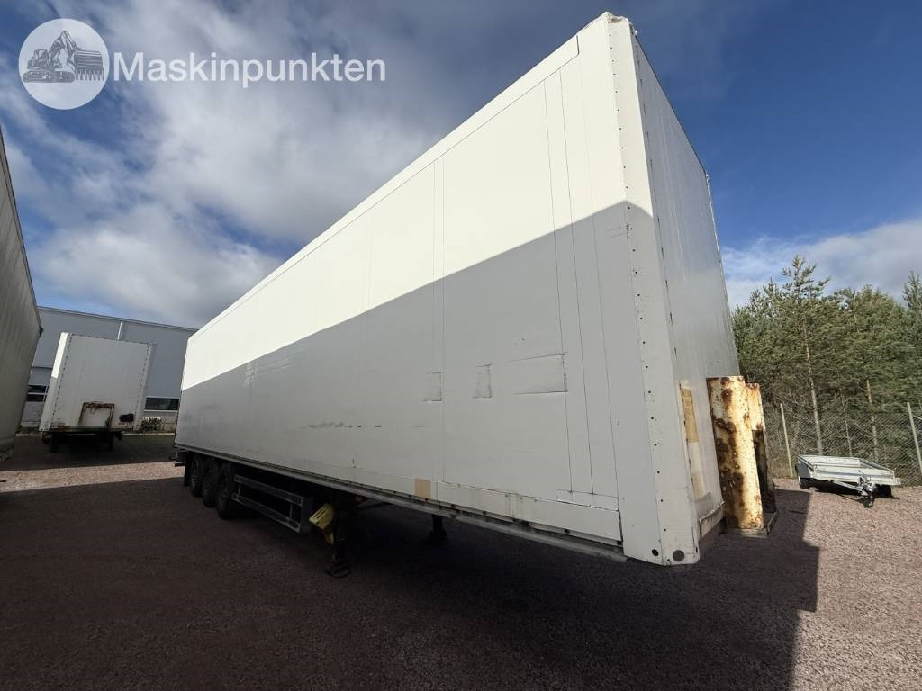 Schmitz SKO 24 - Poluprikolica sa zatvorenim sandukom: slika Schmitz SKO 24 - Poluprikolica sa zatvorenim sandukom Schmitz SKO 24 - Poluprikolica sa zatvorenim sandukom: slika Schmitz SKO 24 - Poluprikolica sa zatvorenim sandukom