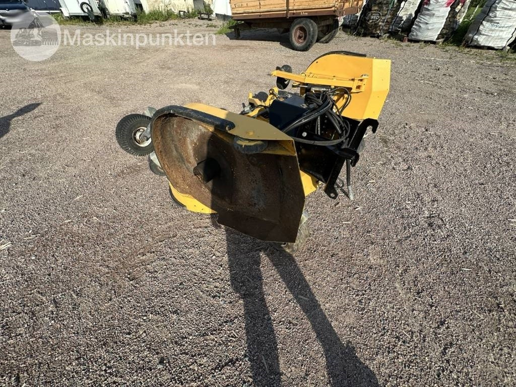 Stensballe TH 3000 B - Vrtna kosilica: slika Stensballe TH 3000 B - Vrtna kosilica Stensballe TH 3000 B - Vrtna kosilica: slika Stensballe TH 3000 B - Vrtna kosilica