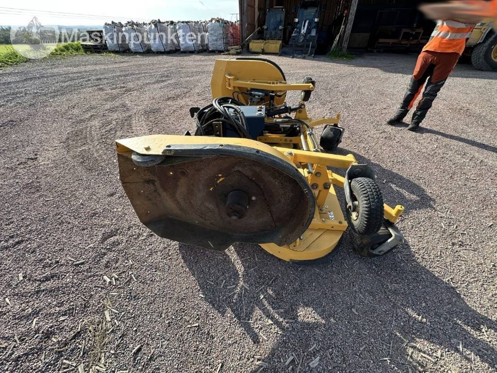 Stensballe TH 3000 B - Vrtna kosilica: slika Stensballe TH 3000 B - Vrtna kosilica Stensballe TH 3000 B - Vrtna kosilica: slika Stensballe TH 3000 B - Vrtna kosilica