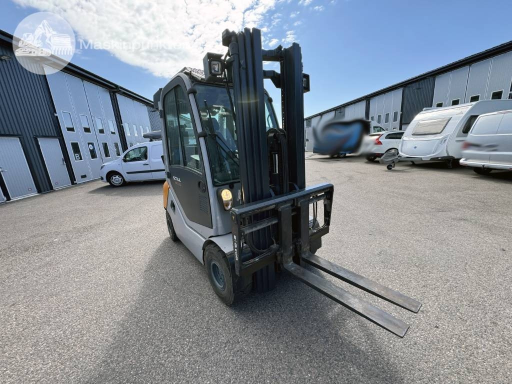 Still RX 70-25 Hybrid - Diesel viličar: slika Still RX 70-25 Hybrid - Diesel viličar Still RX 70-25 Hybrid - Diesel viličar: slika Still RX 70-25 Hybrid - Diesel viličar