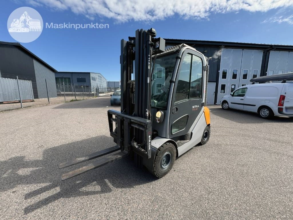 Still RX 70-25 Hybrid - Diesel viličar: slika Still RX 70-25 Hybrid - Diesel viličar Still RX 70-25 Hybrid - Diesel viličar: slika Still RX 70-25 Hybrid - Diesel viličar