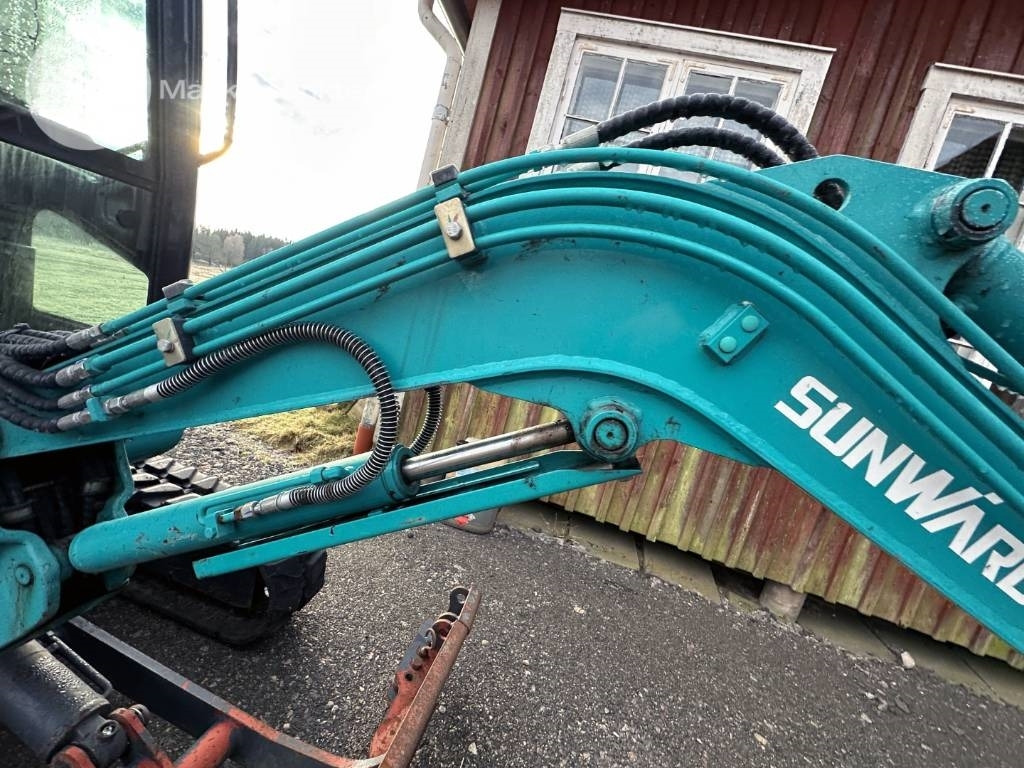 Mini bager Sunward SWE 20 F med släp!: slika Mini bager Sunward SWE 20 F med släp!