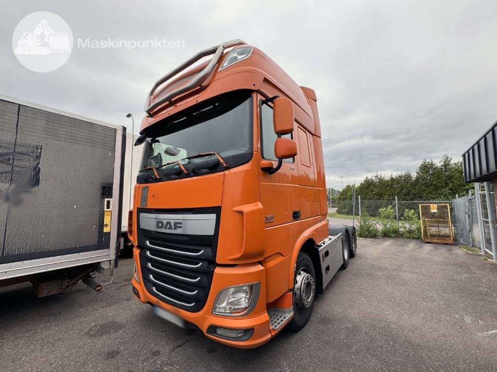 DAF XF 510 - Tegljač: slika DAF XF 510 - Tegljač DAF XF 510 - Tegljač: slika DAF XF 510 - Tegljač