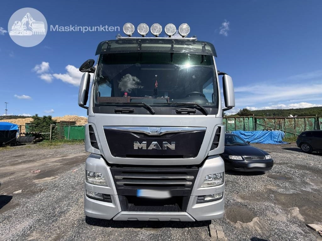 MAN TGX 26.500 Pusher - Tegljač: slika MAN TGX 26.500 Pusher - Tegljač MAN TGX 26.500 Pusher - Tegljač: slika MAN TGX 26.500 Pusher - Tegljač