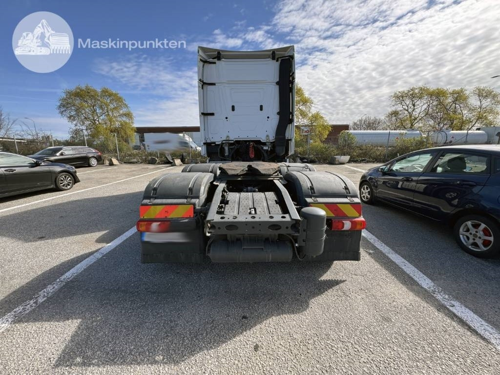 Mercedes-Benz Actros 2545 - Tegljač: slika Mercedes-Benz Actros 2545 - Tegljač Mercedes-Benz Actros 2545 - Tegljač: slika Mercedes-Benz Actros 2545 - Tegljač