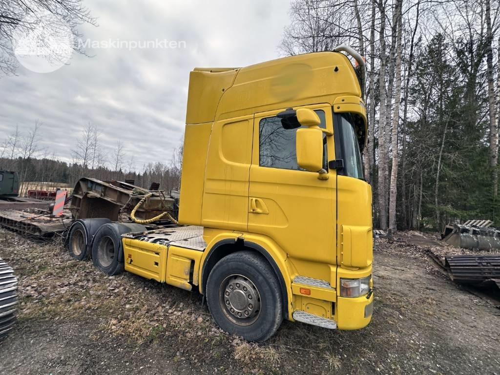 Scania R 164-580 EPA - Tegljač: slika Scania R 164-580 EPA - Tegljač Scania R 164-580 EPA - Tegljač: slika Scania R 164-580 EPA - Tegljač