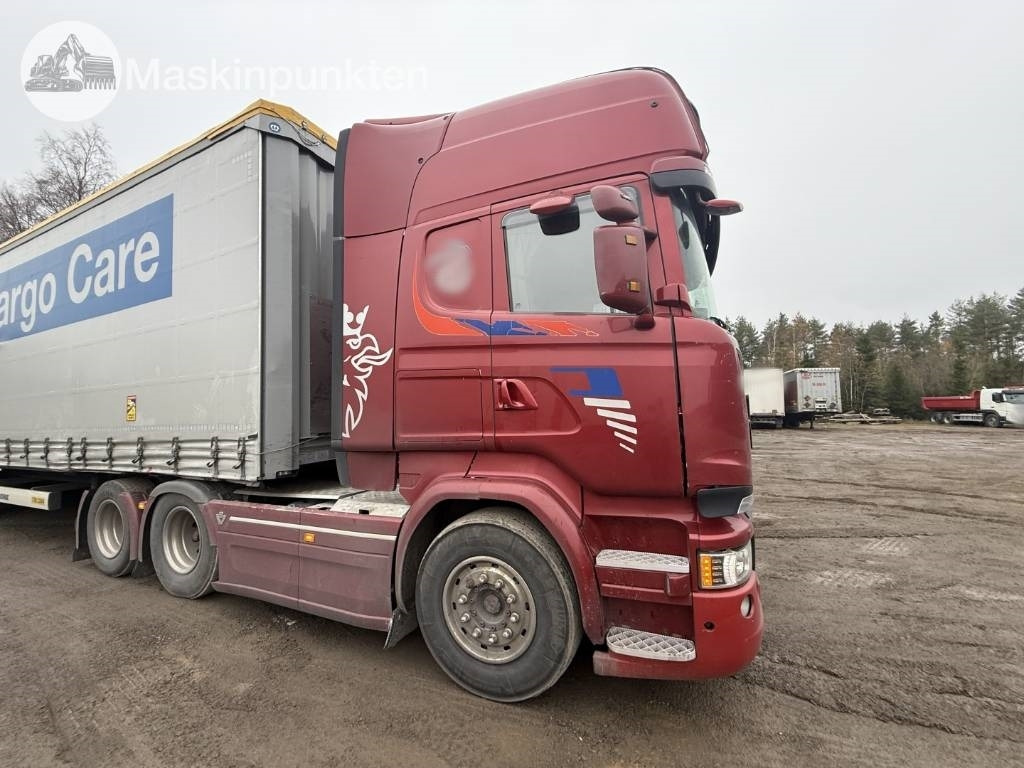 Scania R 580 - Tegljač: slika Scania R 580 - Tegljač Scania R 580 - Tegljač: slika Scania R 580 - Tegljač