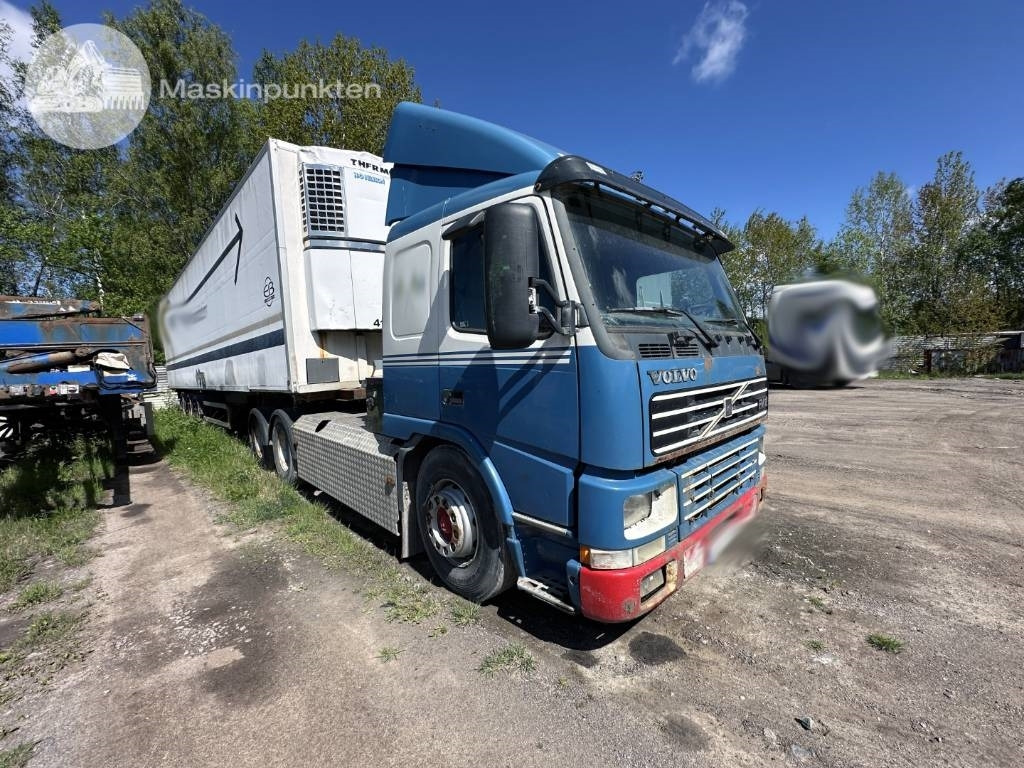 Volvo FM 12 380 - Tegljač: slika Volvo FM 12 380 - Tegljač Volvo FM 12 380 - Tegljač: slika Volvo FM 12 380 - Tegljač