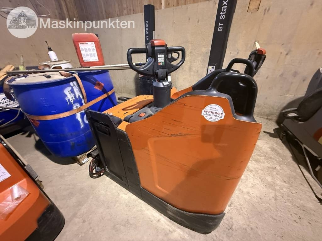 Toyota BT LPE 250 - Električni viličar: slika Toyota BT LPE 250 - Električni viličar Toyota BT LPE 250 - Električni viličar: slika Toyota BT LPE 250 - Električni viličar