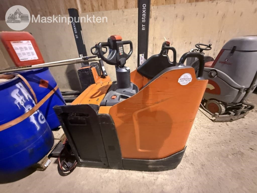 Toyota BT LPE 250 - Električni viličar: slika Toyota BT LPE 250 - Električni viličar Toyota BT LPE 250 - Električni viličar: slika Toyota BT LPE 250 - Električni viličar