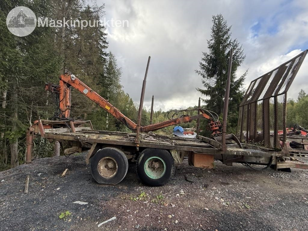 Traktorvagn med kran - Prikolica za poljoprivredna gospodarstva: slika Traktorvagn med kran - Prikolica za poljoprivredna gospodarstva Traktorvagn med kran - Prikolica za poljoprivredna gospodarstva: slika Traktorvagn med kran - Prikolica za poljoprivredna gospodarstva