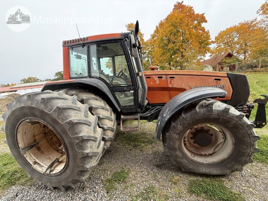 Valtra Valmet 8350-4  - Traktor: slika Valtra Valmet 8350-4  - Traktor Valtra Valmet 8350-4  - Traktor: slika Valtra Valmet 8350-4  - Traktor