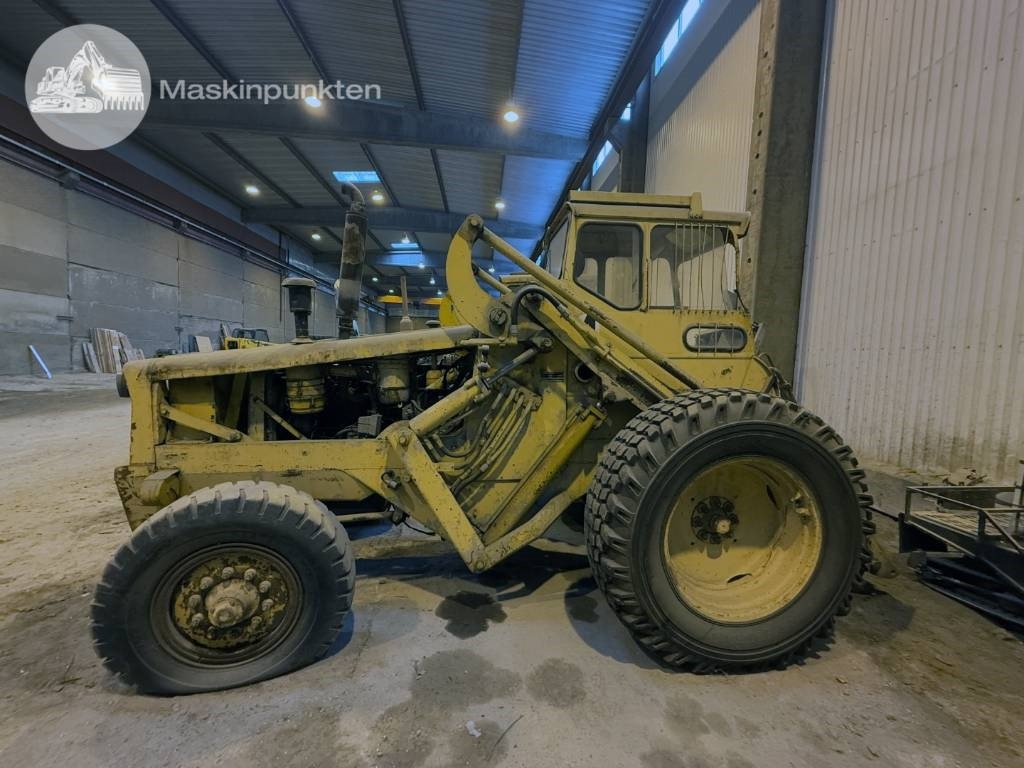Volvo BM 2181 TD - Utovarivač na kotačima: slika Volvo BM 2181 TD - Utovarivač na kotačima Volvo BM 2181 TD - Utovarivač na kotačima: slika Volvo BM 2181 TD - Utovarivač na kotačima