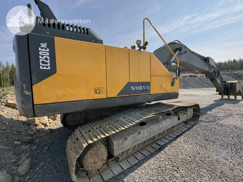 Volvo EC 250 E N L - Bager gusjeničar: slika Volvo EC 250 E N L - Bager gusjeničar Volvo EC 250 E N L - Bager gusjeničar: slika Volvo EC 250 E N L - Bager gusjeničar