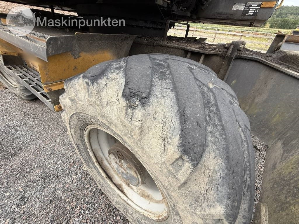 Bager na kotačima Volvo EW 140 C: slika Bager na kotačima Volvo EW 140 C