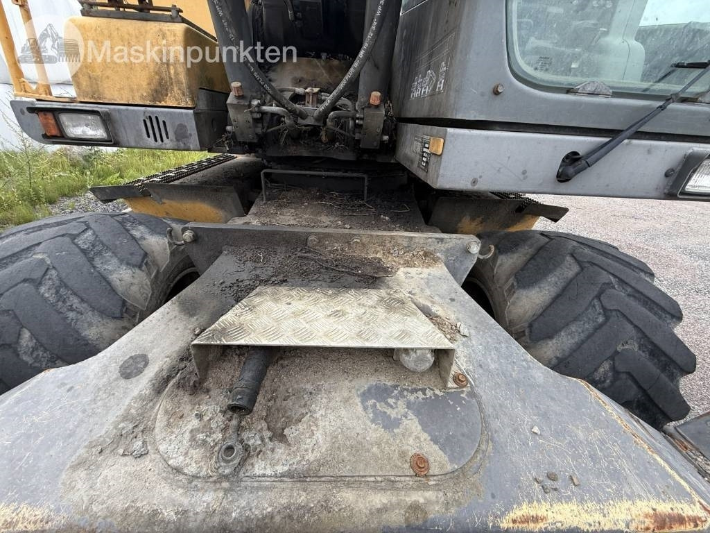 Bager na kotačima Volvo EW 140 C: slika Bager na kotačima Volvo EW 140 C