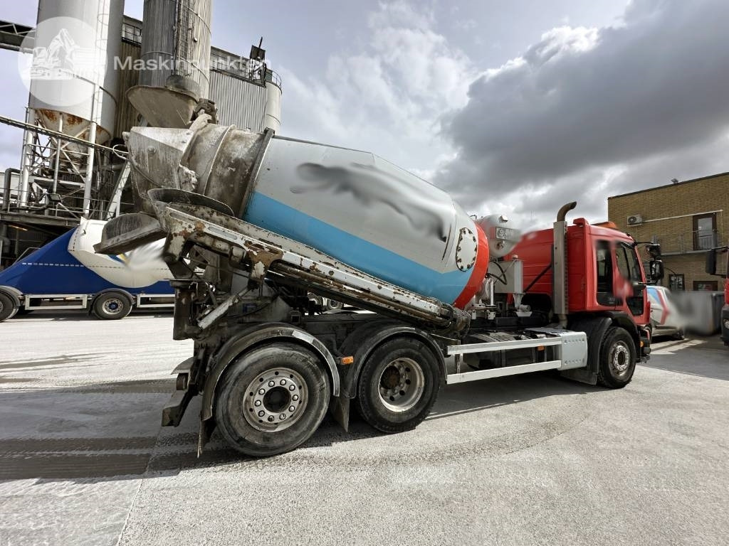 Volvo FE 320 - Automješalica: slika Volvo FE 320 - Automješalica Volvo FE 320 - Automješalica: slika Volvo FE 320 - Automješalica