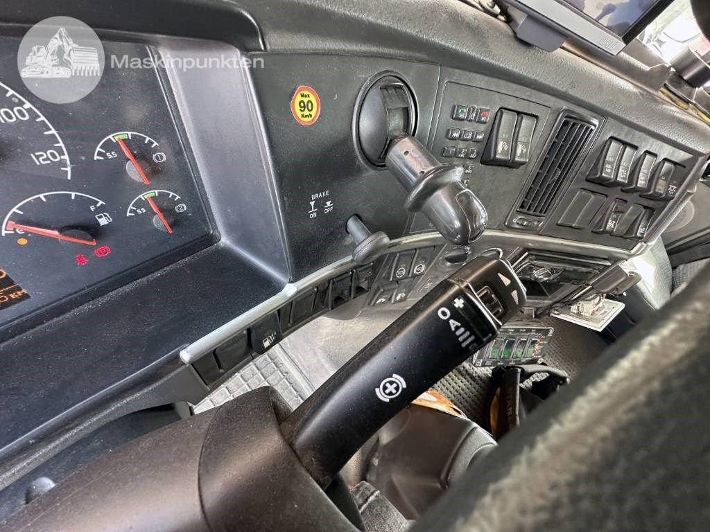 Transporter kontejnera/ Kamion s izmjenjivim sanducima Volvo FH 12 460 CAMELEONT: slika Transporter kontejnera/ Kamion s izmjenjivim sanducima Volvo FH 12 460 CAMELEONT