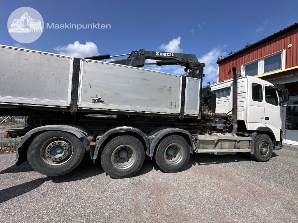 Volvo FH 12 460 CAMELEONT - Transporter kontejnera/ Kamion s izmjenjivim sanducima: slika Volvo FH 12 460 CAMELEONT - Transporter kontejnera/ Kamion s izmjenjivim sanducima Volvo FH 12 460 CAMELEONT - Transporter kontejnera/ Kamion s izmjenjivim sanducima: slika Volvo FH 12 460 CAMELEONT - Transporter kontejnera/ Kamion s izmjenjivim sanducima