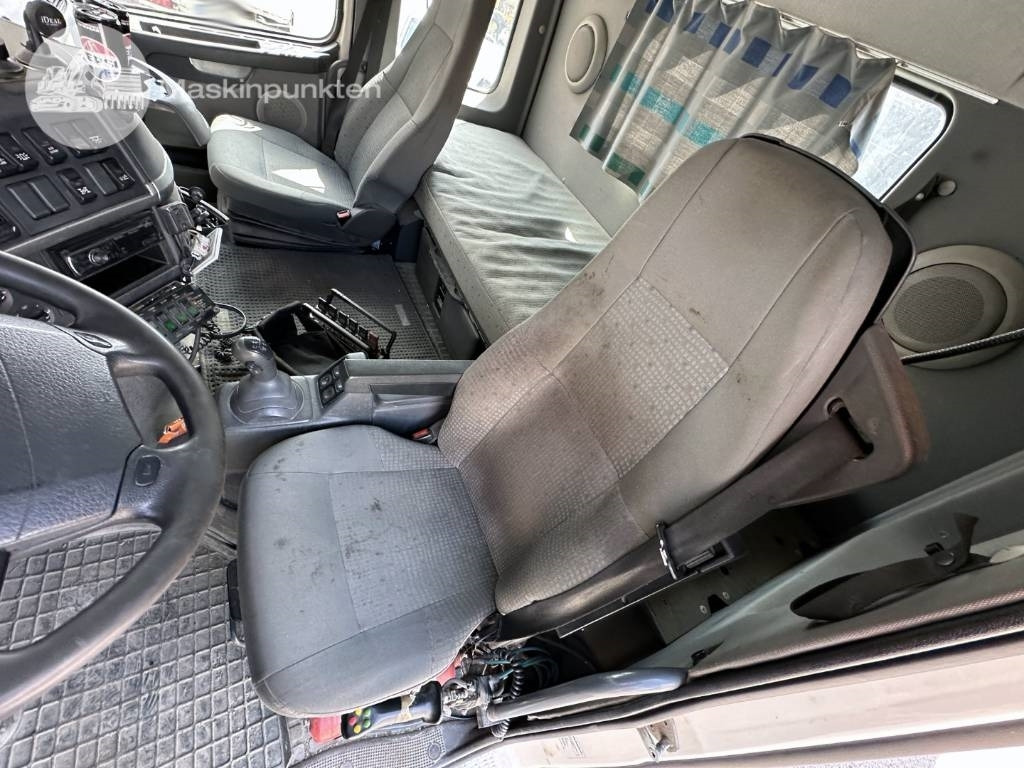 Transporter kontejnera/ Kamion s izmjenjivim sanducima Volvo FH 12 460 CAMELEONT: slika Transporter kontejnera/ Kamion s izmjenjivim sanducima Volvo FH 12 460 CAMELEONT