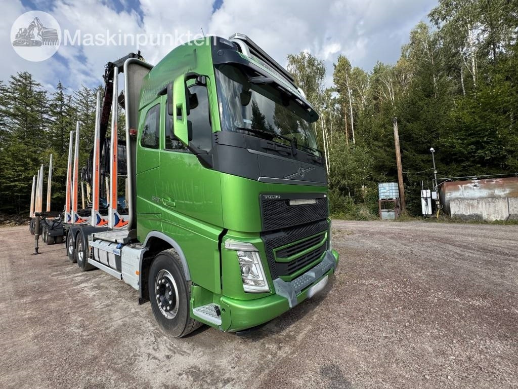 Volvo FH 16 550 - Kamion šumar: slika Volvo FH 16 550 - Kamion šumar Volvo FH 16 550 - Kamion šumar: slika Volvo FH 16 550 - Kamion šumar
