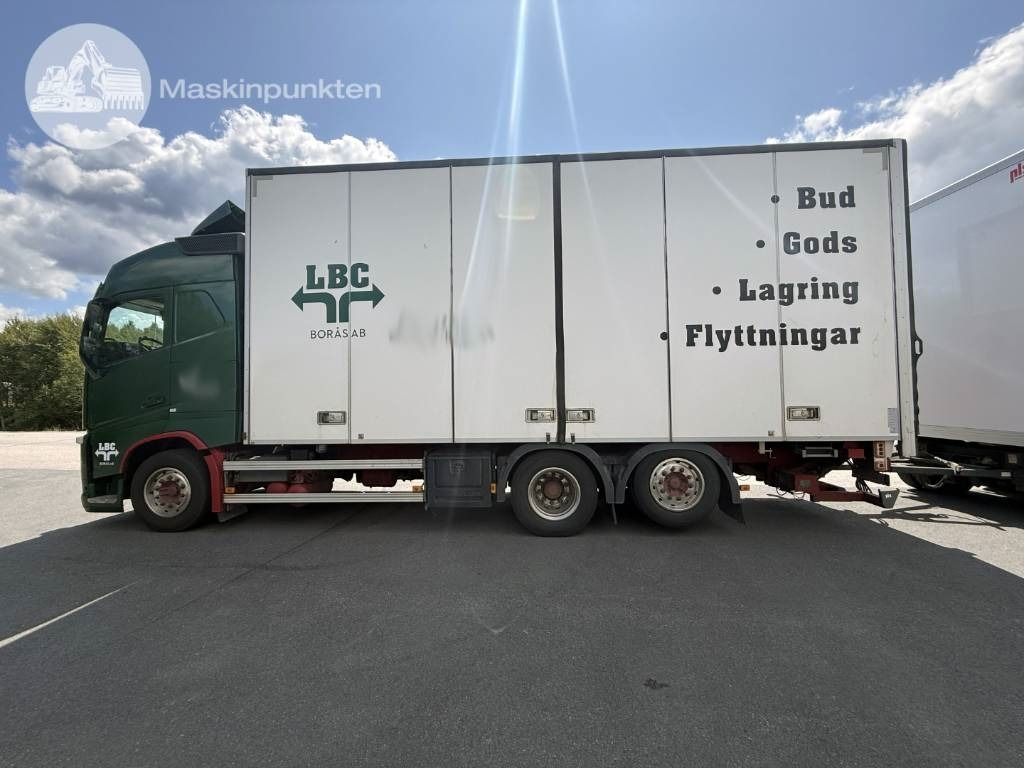 Kamion sandučar Volvo FH 470: slika Kamion sandučar Volvo FH 470