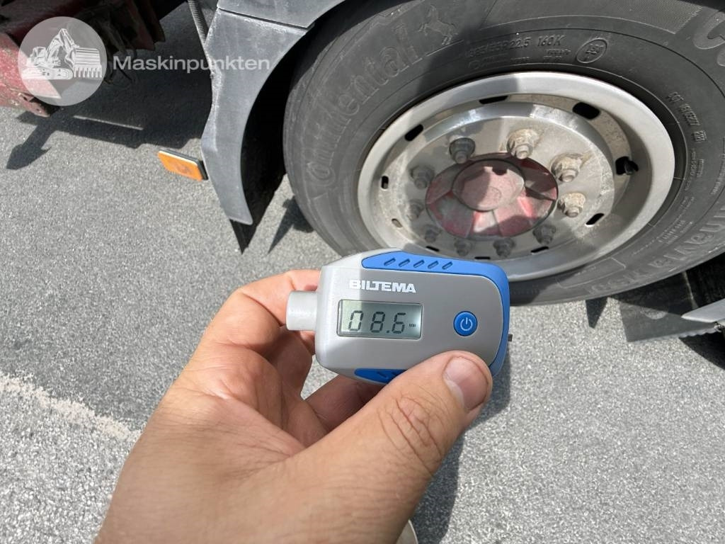 Kamion sandučar Volvo FH 470: slika Kamion sandučar Volvo FH 470