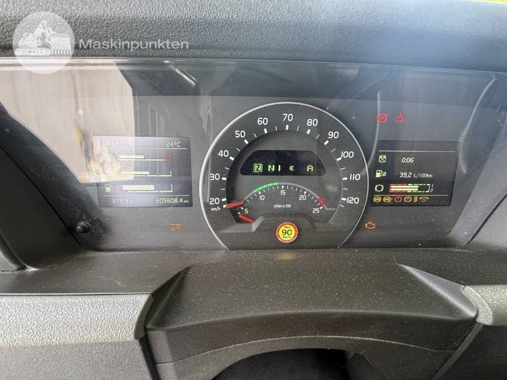 Kamion sandučar Volvo FH 470: slika Kamion sandučar Volvo FH 470