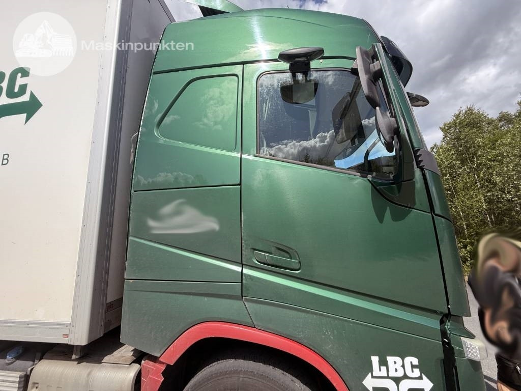 Kamion sandučar Volvo FH 470: slika Kamion sandučar Volvo FH 470