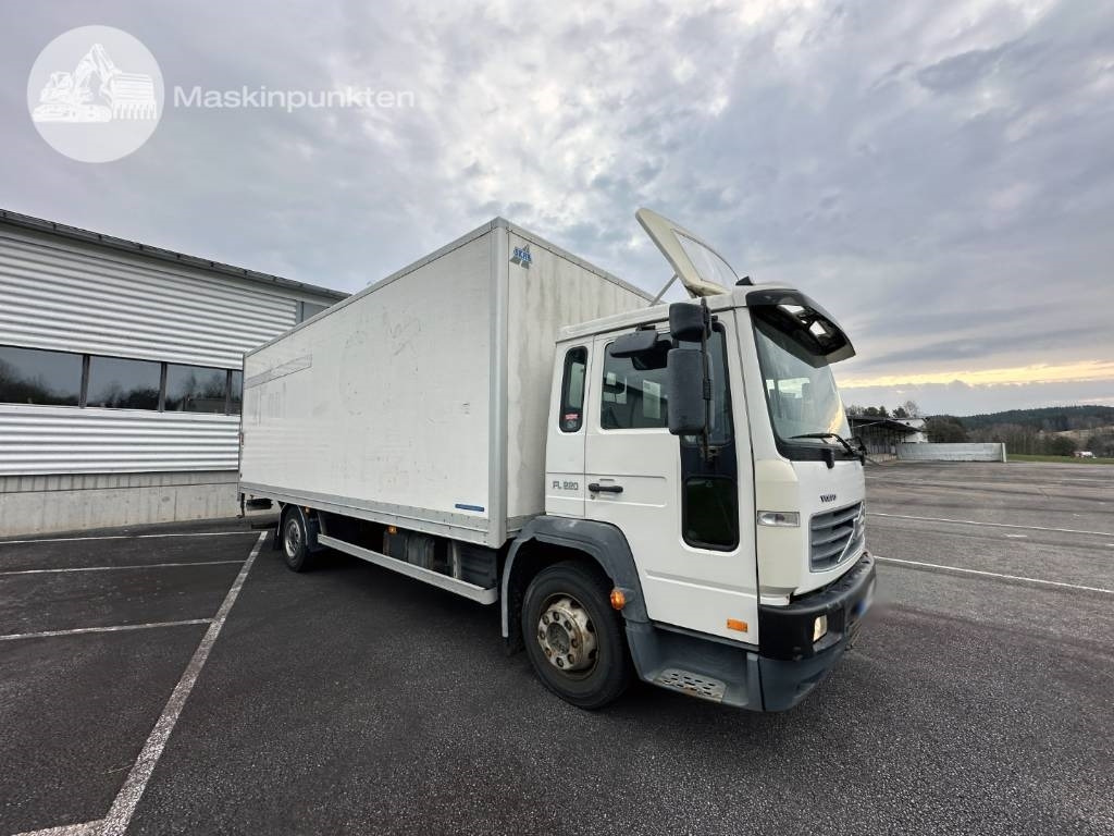 Volvo FL 612 - Kamion sandučar: slika Volvo FL 612 - Kamion sandučar Volvo FL 612 - Kamion sandučar: slika Volvo FL 612 - Kamion sandučar