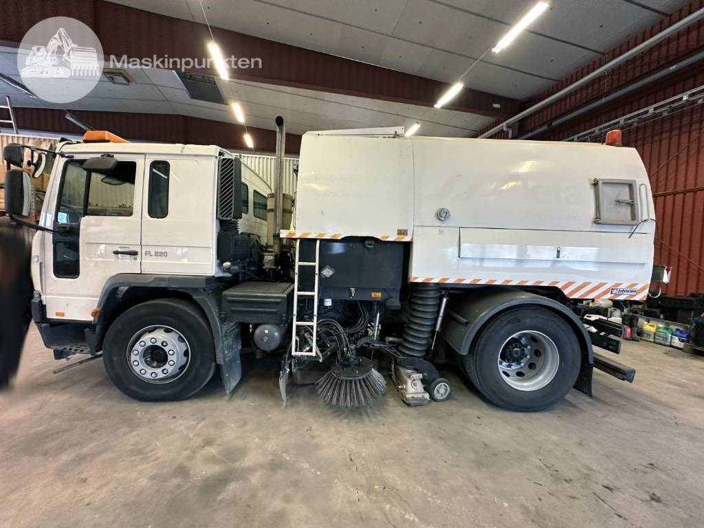 Kamion za odvoz smeća Volvo FL 618: slika Kamion za odvoz smeća Volvo FL 618 Kamion za odvoz smeća Volvo FL 618: slika Kamion za odvoz smeća Volvo FL 618