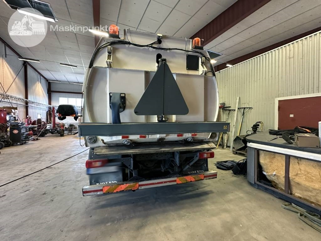 Kamion za odvoz smeća Volvo FL 618: slika Kamion za odvoz smeća Volvo FL 618 Kamion za odvoz smeća Volvo FL 618: slika Kamion za odvoz smeća Volvo FL 618