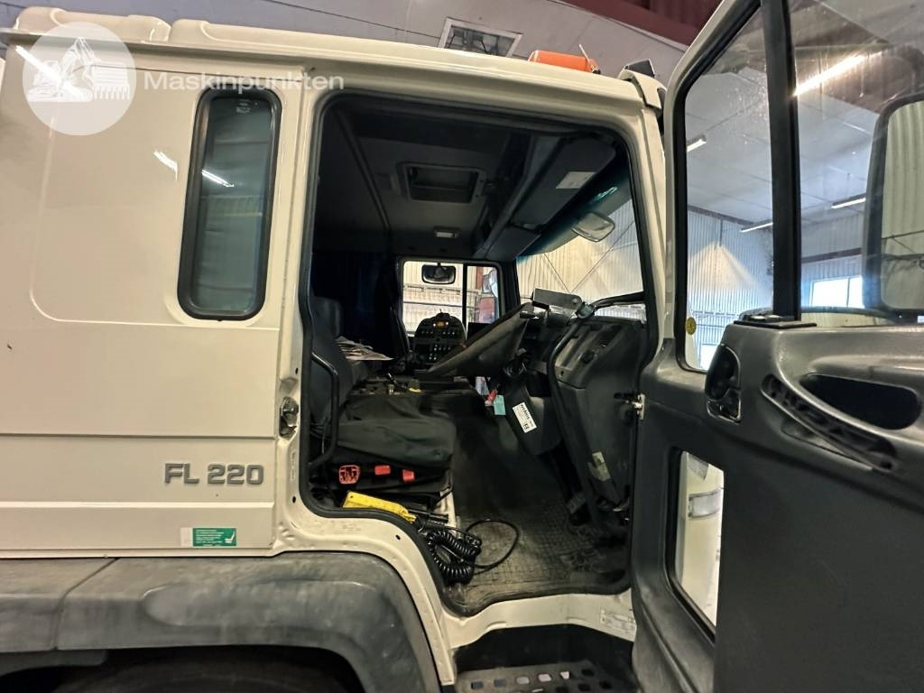 Kamion za odvoz smeća Volvo FL 618: slika Kamion za odvoz smeća Volvo FL 618 Kamion za odvoz smeća Volvo FL 618: slika Kamion za odvoz smeća Volvo FL 618