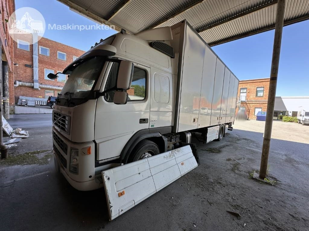 Volvo FM 300 - Kamion sandučar: slika Volvo FM 300 - Kamion sandučar Volvo FM 300 - Kamion sandučar: slika Volvo FM 300 - Kamion sandučar