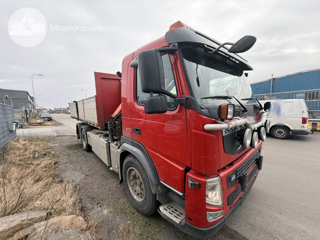 Volvo FM 370 - Kamion s kranom: slika Volvo FM 370 - Kamion s kranom Volvo FM 370 - Kamion s kranom: slika Volvo FM 370 - Kamion s kranom