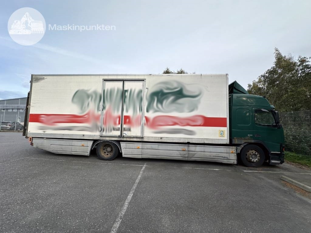 Volvo FM 9 300 - Kamion sandučar: slika Volvo FM 9 300 - Kamion sandučar Volvo FM 9 300 - Kamion sandučar: slika Volvo FM 9 300 - Kamion sandučar