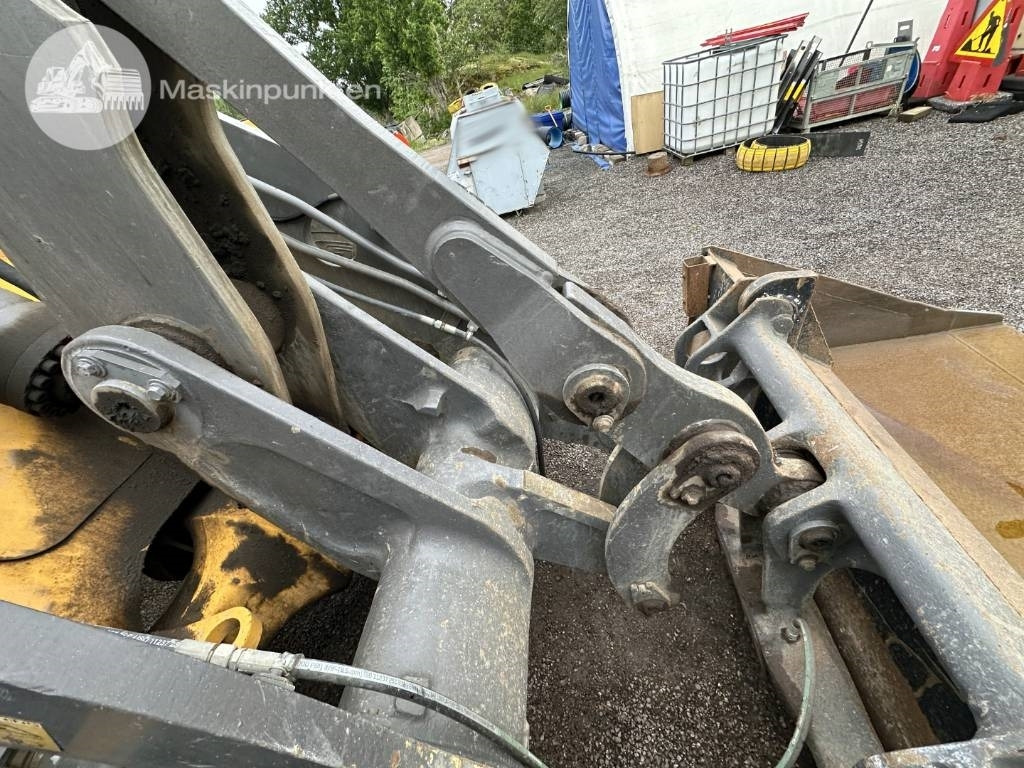 Utovarivač na kotačima Volvo L 70 D: slika Utovarivač na kotačima Volvo L 70 D