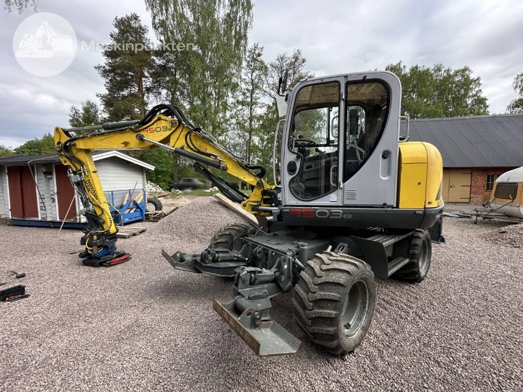 Wacker Neuson 9503 - Bager na kotačima: slika Wacker Neuson 9503 - Bager na kotačima Wacker Neuson 9503 - Bager na kotačima: slika Wacker Neuson 9503 - Bager na kotačima