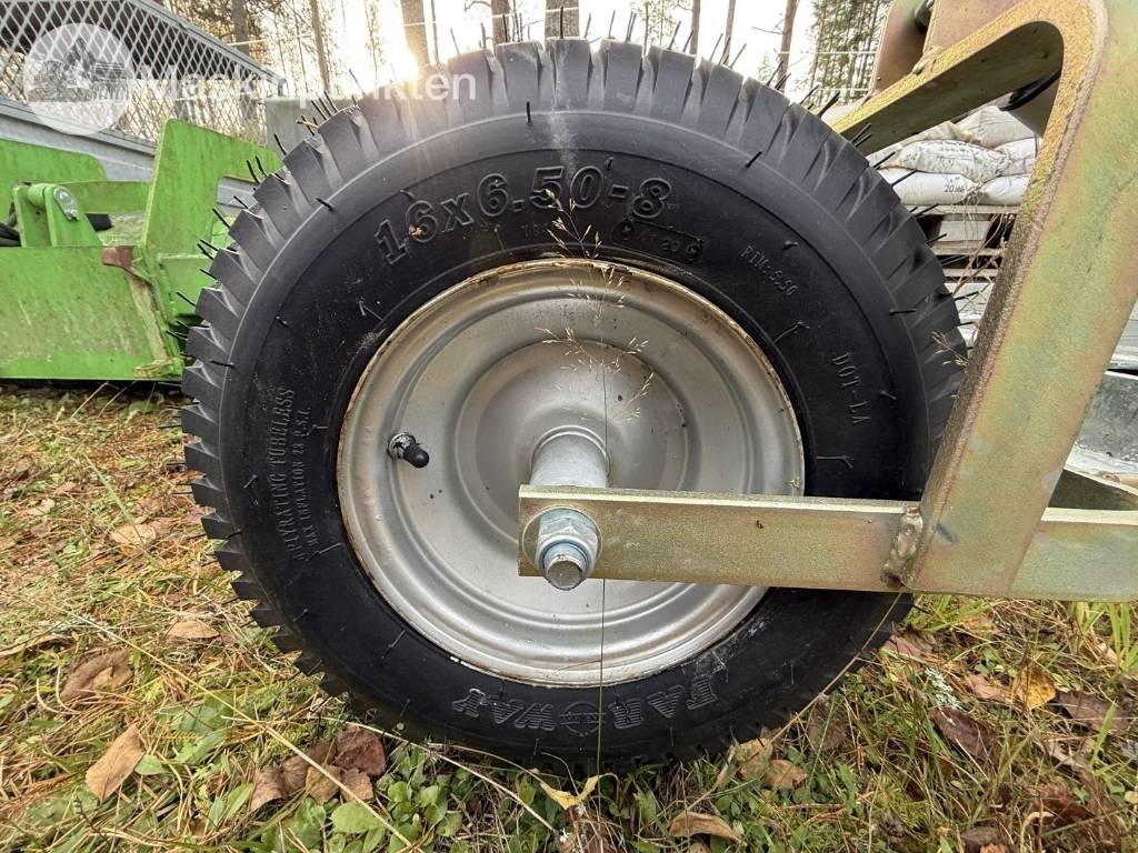 Građevinska oprema Ystad maskiner YVP 165T vägsladd: slika Građevinska oprema Ystad maskiner YVP 165T vägsladd