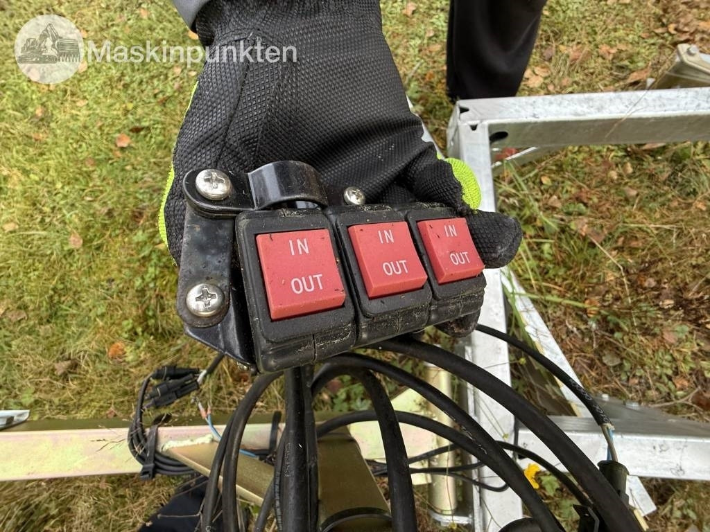 Građevinska oprema Ystad maskiner YVP 165T vägsladd: slika Građevinska oprema Ystad maskiner YVP 165T vägsladd