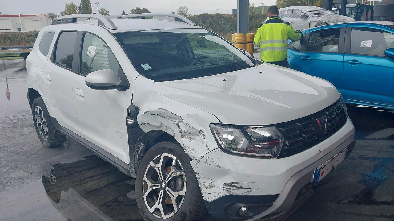 DACIA DUSTER II 1.5 BLUEDCI 115 - Automobil: slika DACIA DUSTER II 1.5 BLUEDCI 115 - Automobil DACIA DUSTER II 1.5 BLUEDCI 115 - Automobil: slika DACIA DUSTER II 1.5 BLUEDCI 115 - Automobil