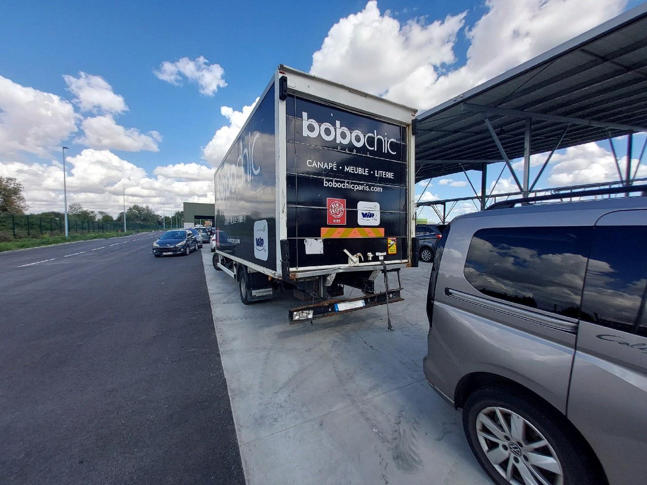 IVECO PORTEUR 65C14N - Dostavno vozilo sa zatvorenim sandukom: slika IVECO PORTEUR 65C14N - Dostavno vozilo sa zatvorenim sandukom IVECO PORTEUR 65C14N - Dostavno vozilo sa zatvorenim sandukom: slika IVECO PORTEUR 65C14N - Dostavno vozilo sa zatvorenim sandukom