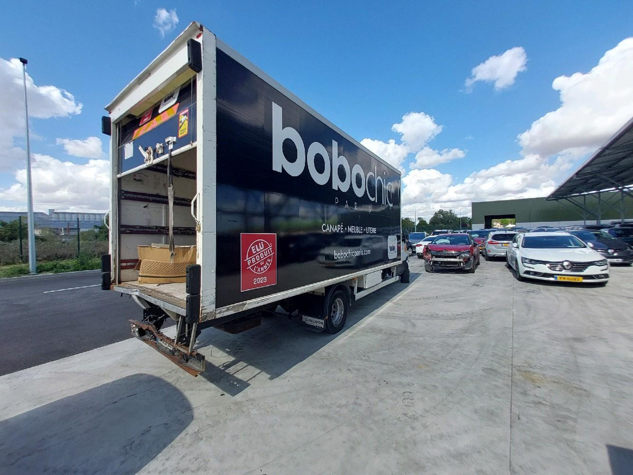 IVECO PORTEUR 65C14N - Dostavno vozilo sa zatvorenim sandukom: slika IVECO PORTEUR 65C14N - Dostavno vozilo sa zatvorenim sandukom IVECO PORTEUR 65C14N - Dostavno vozilo sa zatvorenim sandukom: slika IVECO PORTEUR 65C14N - Dostavno vozilo sa zatvorenim sandukom