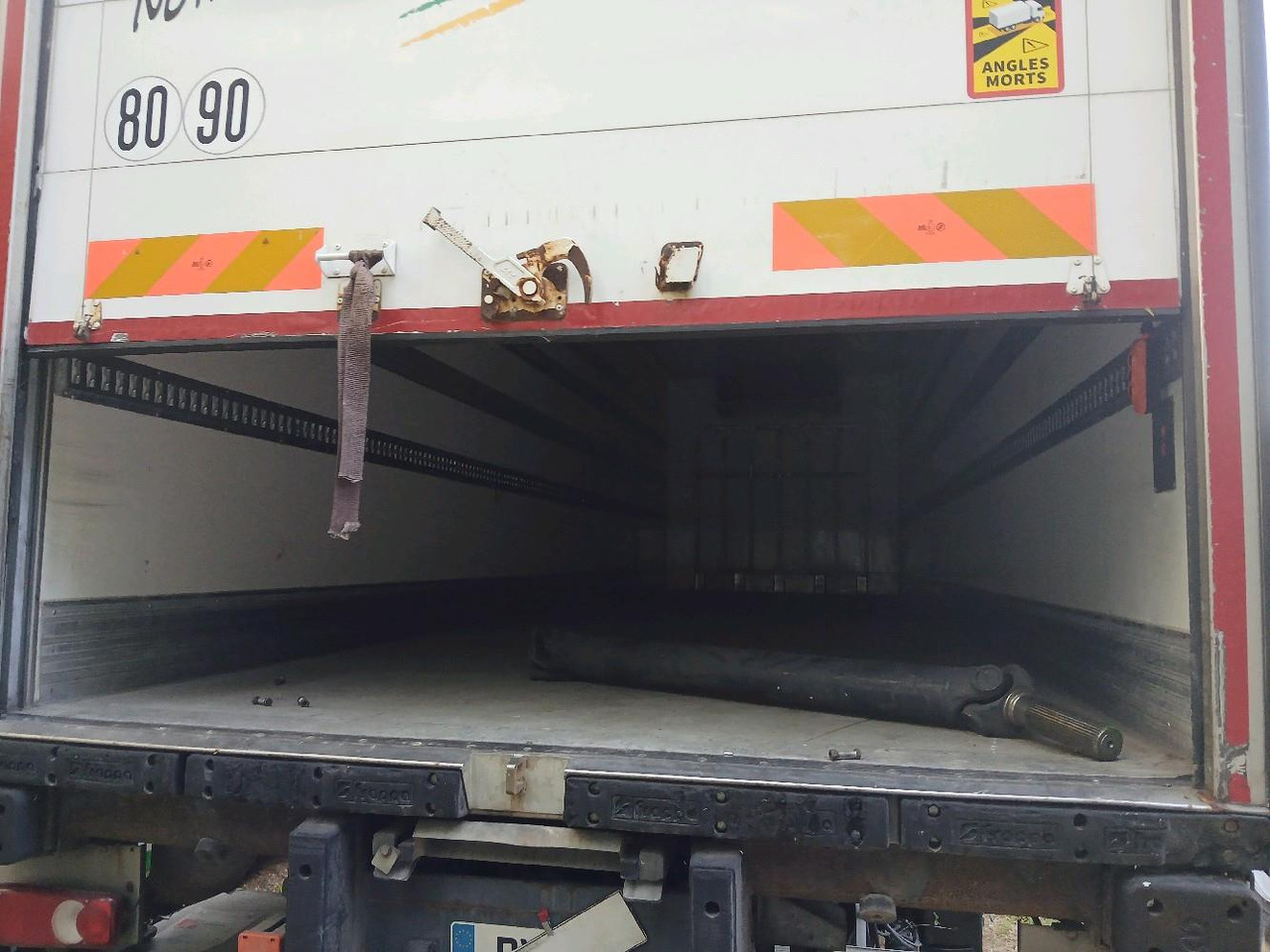 IVECO PORTEUR FRIGO 190E32 - Kamion hladnjača: slika IVECO PORTEUR FRIGO 190E32 - Kamion hladnjača IVECO PORTEUR FRIGO 190E32 - Kamion hladnjača: slika IVECO PORTEUR FRIGO 190E32 - Kamion hladnjača