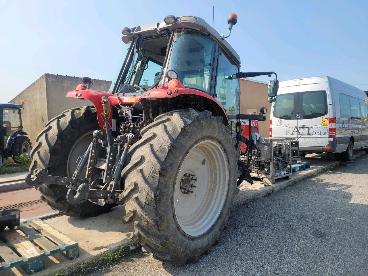 MASSEY FERGUSON 6455 - Traktor: slika MASSEY FERGUSON 6455 - Traktor MASSEY FERGUSON 6455 - Traktor: slika MASSEY FERGUSON 6455 - Traktor