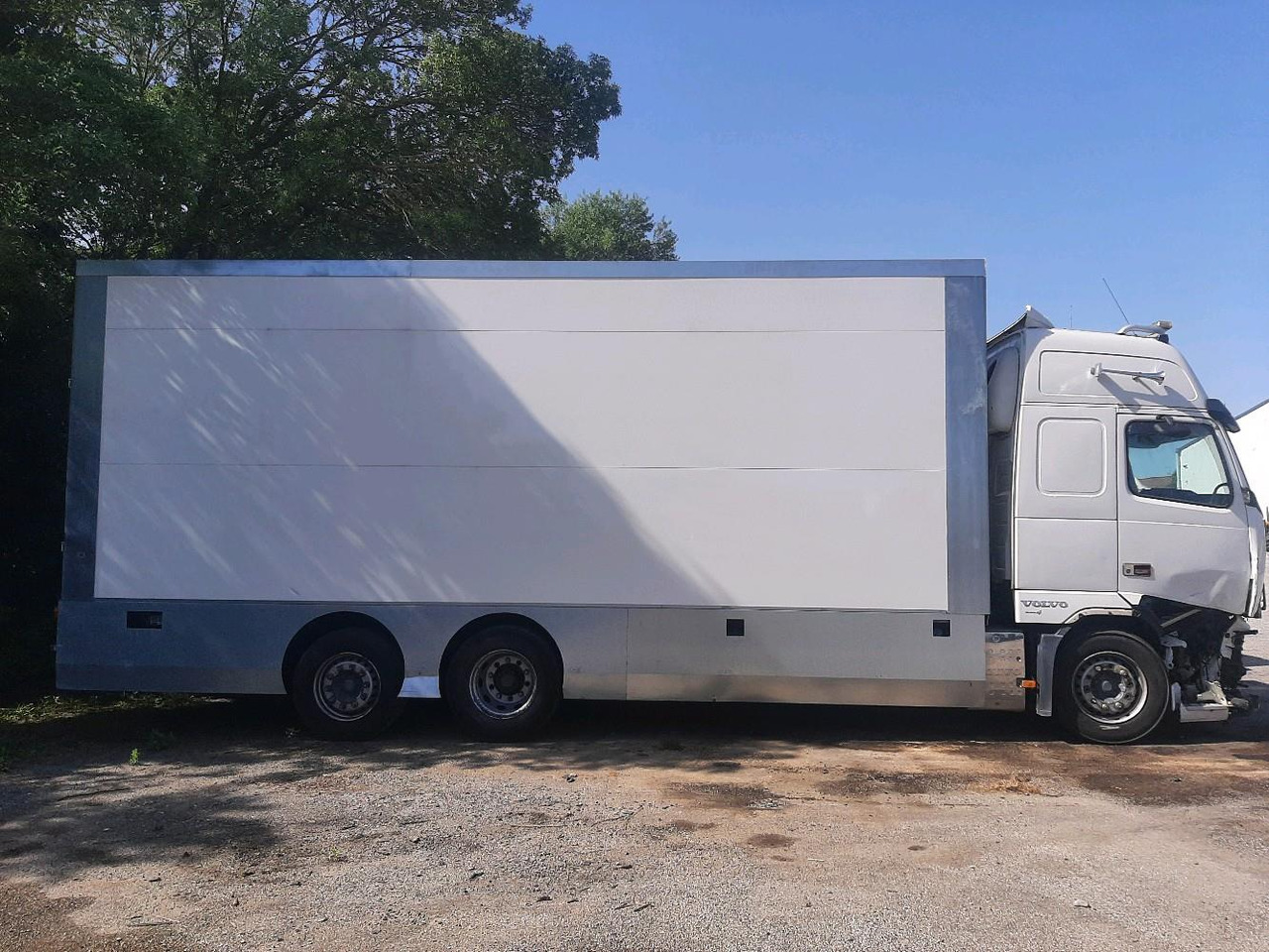 VOLVO FH 480 PORTEUR - Kamion sandučar: slika VOLVO FH 480 PORTEUR - Kamion sandučar VOLVO FH 480 PORTEUR - Kamion sandučar: slika VOLVO FH 480 PORTEUR - Kamion sandučar